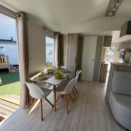 Mobil 2ch Bien Equipe Valras-plage Kemping