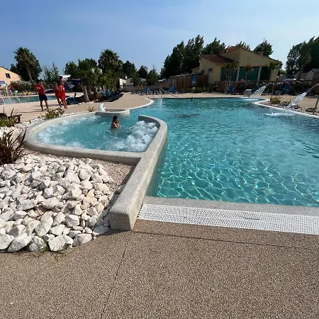 Mobil 2ch Bien Equipe Valras-plage *