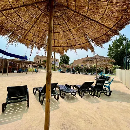Mobil 2ch Bien Equipe Valras-plage Campsite Serignan
